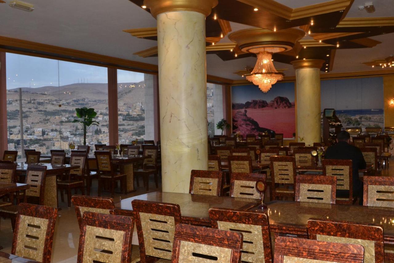 Oscar Hotel Petra Wadi Musa Exteriör bild