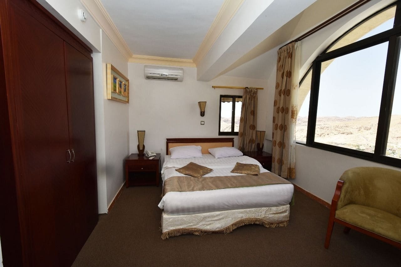 Oscar Hotel Petra Wadi Musa Exteriör bild